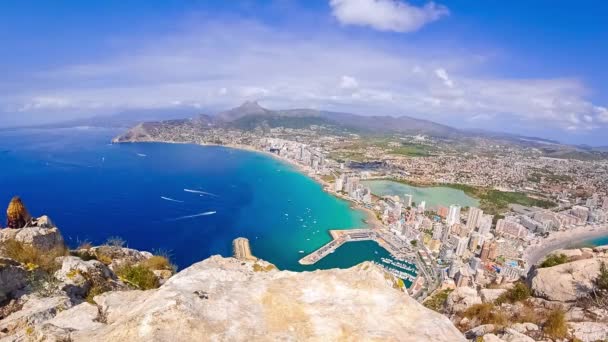 Calpe España luz del día mar mediterráneo timelapse — Vídeos de Stock
