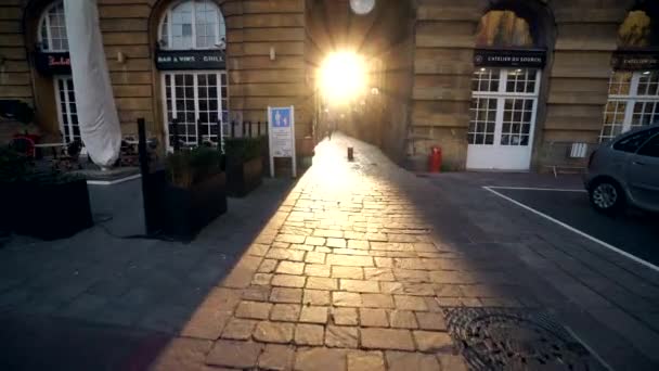 Pequeña calle en el centro de Metz Francia — Vídeos de Stock