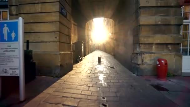 ถนนเล็ก ๆ ในใจกลางเมือง Metz ประเทศฝรั่งเศส — วีดีโอสต็อก