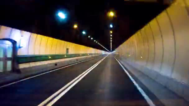 Conduzindo em túnel timelapse. Túnel Mont Blanc — Vídeo de Stock