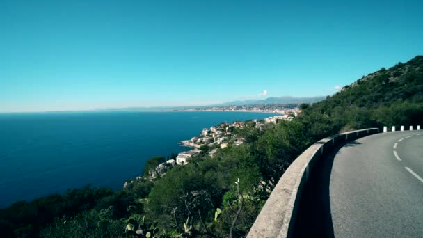 Bonita ciudad Francia. Vista al mar y al sol en la ciudad . — Vídeo de stock