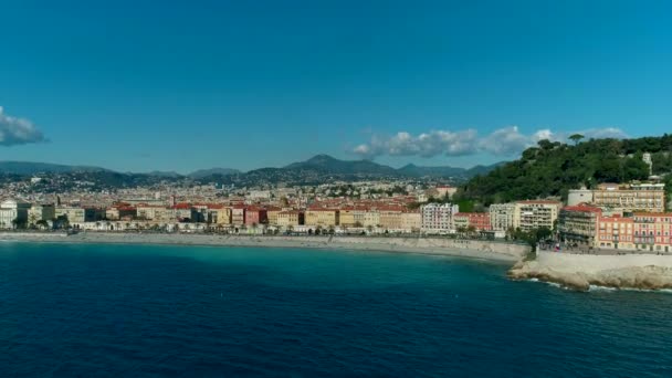 Flygfoto över Nice Frankrike strandpromenaden och Medelhavet — Stockvideo