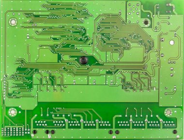 Closeup Pcb yeşil ışık yanmadı üstten görünüm. İletken yol, montaj delikleri
