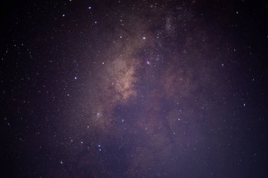 Samanyolu gökyüzü 50 mm 'den vuruldu. Lens, Tayland 'da gece gökyüzü