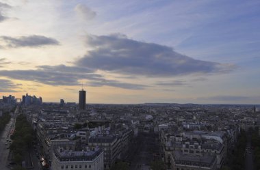 Triumph Arc ve görünümü Paris la savunma