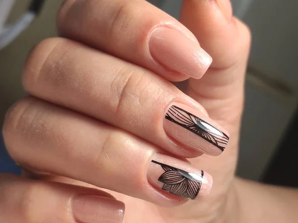 Stylowy Design Manicure Długich Pięknych Paznokciach — Zdjęcie stockowe