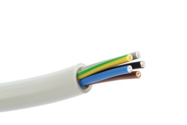 Beyaz arkaplanda elektrik kablosu