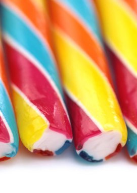 Renkli şeker çubukları