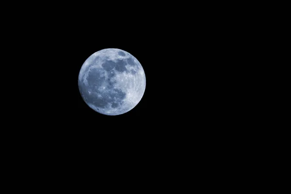 Céu noturno, lua cheia — Fotografia de Stock