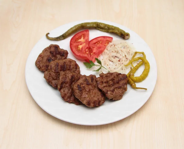 Grilovaný karbanátek turecká (Kofte ) — Stock fotografie