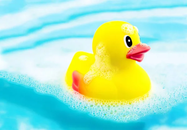 Bath time and rubber duck — Stock Photo, Image