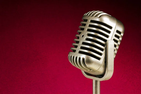 Retro mikrofon. (Dynamisk mikrofon ) — Stockfoto