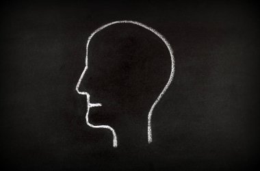 El insan kafa şekli çizimi