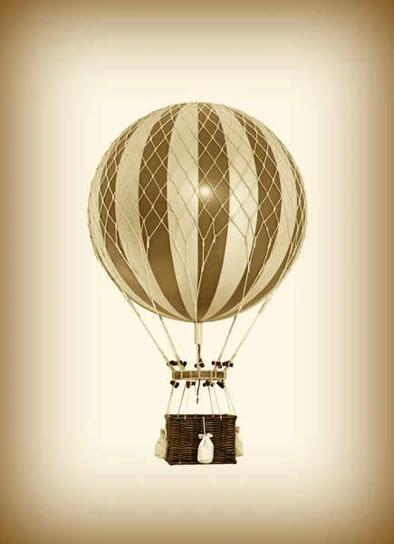 旧的老式棕褐色氦气球 — 图库照片