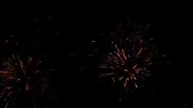 Havai fişek patlama sesiyle video