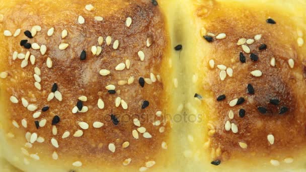 Turkish ramadan pita bread — Stock Video