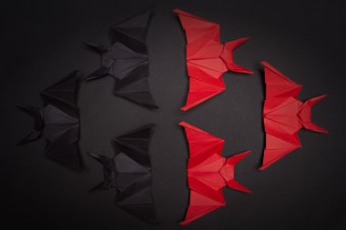 Cadılar Bayramı arka plan. Kırmızı ve siyah mouse