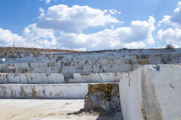 Produzione in cava di marmo — Foto Stock