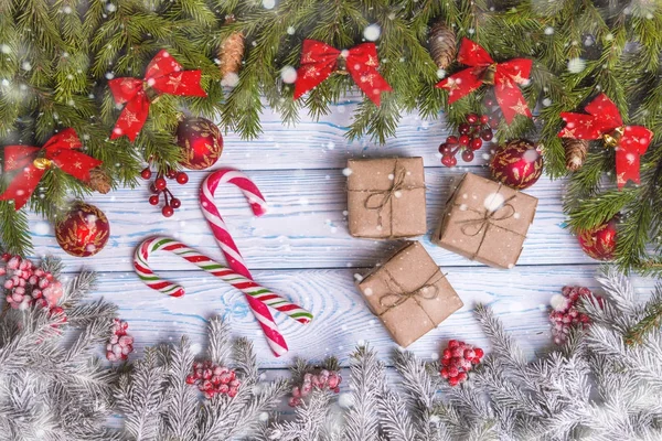 Composición navideña. Navidad, invierno, concepto de año nuevo. Vista superior —  Fotos de Stock