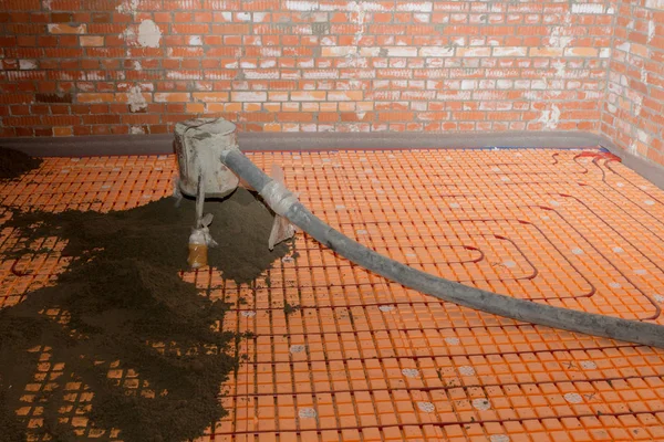 Fotos: reparacion de techos | construcción trabajador azulejo de