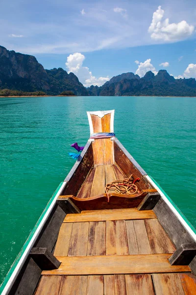 Trópusi Thai Dzsungel Cheo Lan Csónak Vad Hegyek Természet Nemzeti — Stock Fotó