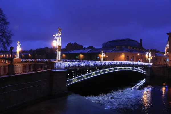 Rusland Sint Petersburg Brug Van Panteleimon Avond Met Reflectie Water — Stockfoto