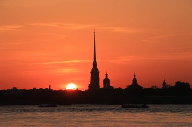 Rusya, St. Petersburg, Peter ve Paul Fortress günbatımı