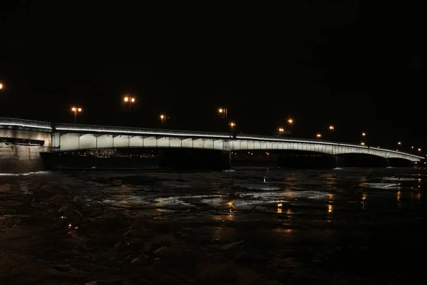 Rússia São Petersburgo Ponte Liteiny Noite — Fotografia de Stock