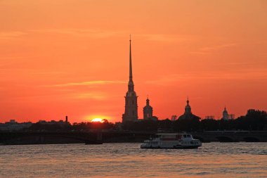Rusya, St. Petersburg, Peter ve Paul Fortress günbatımı