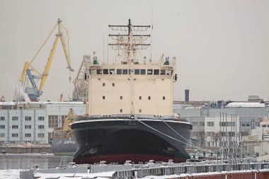 Buzkıran üstünde belgili tanımlık rıhtım