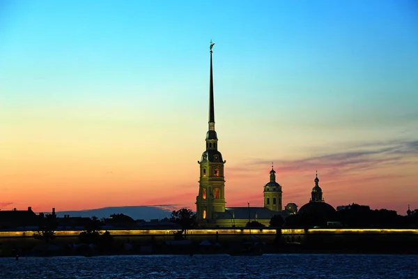 Rusland Sint Petersburg Peter Paul Fort Bij Zonsondergang Tegen Een — Stockfoto