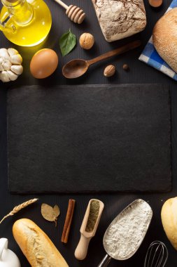 dar kumaş peçeteye