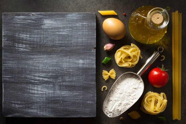 Pasta och mat ingrediens — Stockfoto