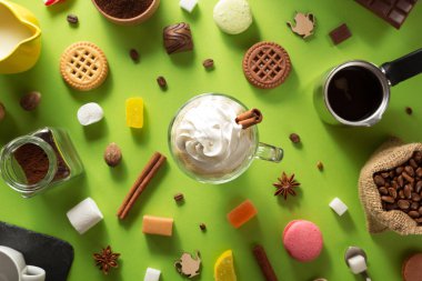 frappe kahve yeşil arka plan