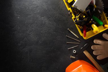 araçları ve aletleri içinde alet 