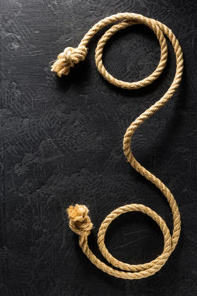 Schip touw aan tafel — Stockfoto