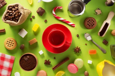 Boş bir fincan kahve. 