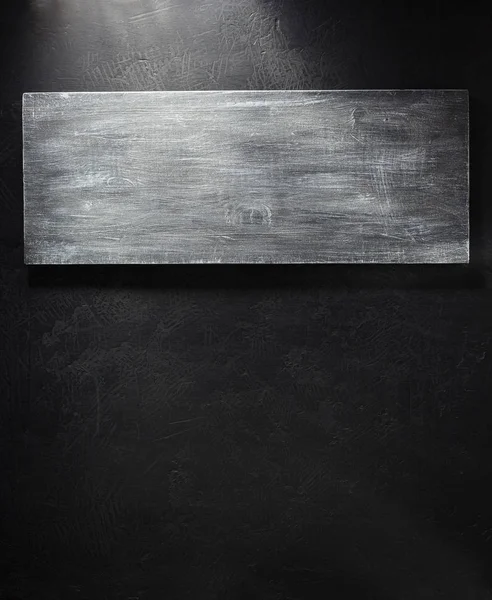 Letrero de madera en fondo negro —  Fotos de Stock