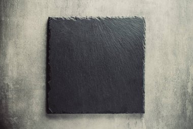 taş ve kayrak kopya alanı