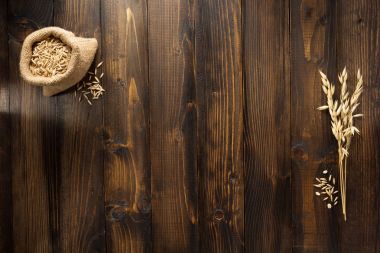 yulaf çuval içinde kulaklar