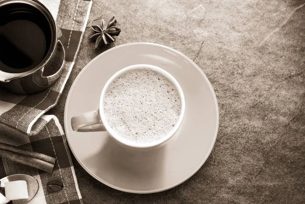 Tasse Kaffee mit Schaum — Stockfoto