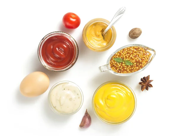 Paradicsom szósz, majonéz és a mustár, a fehér háttér — Stock Fotó
