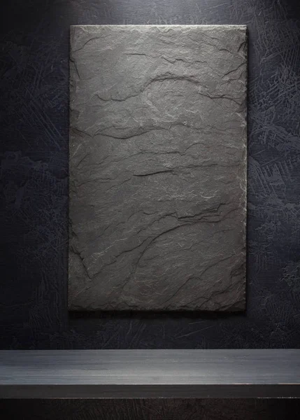 Slate stone och hylla på svart — Stockfoto