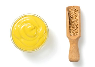 plaka beyaz zemin üzerine hardal sosu