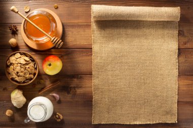 Cam Kavanoz bal ahşap üzerine