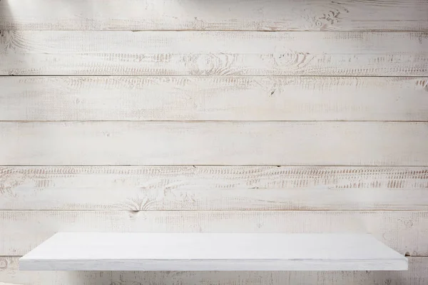 Estante en el fondo de madera de tablón blanco —  Fotos de Stock