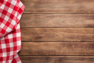 rustik ahşap tahta masa arka planda bez peçete