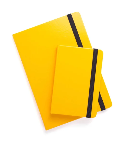 Anteckningsblock eller anteckningsbok papper på vit bakgrund — Stockfoto