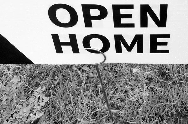Open Home sign — Stock Photo, Image