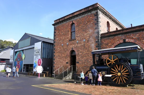 Visitors at MOTAT - Museum of Transport and Technology — Stock Photo, Image